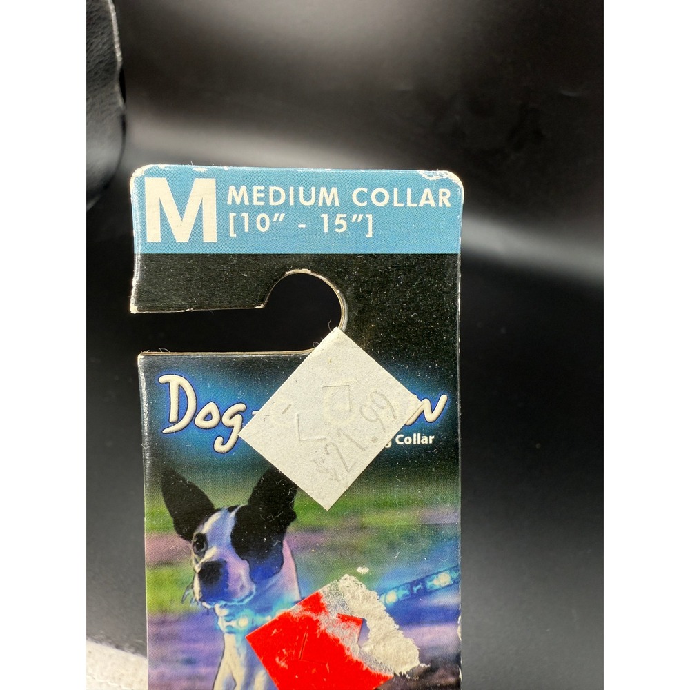 Dog e Glow Light Up Novelty Dog Collar Medium 10-15" NEW Funny Bone Red - Picture 3 of 5
